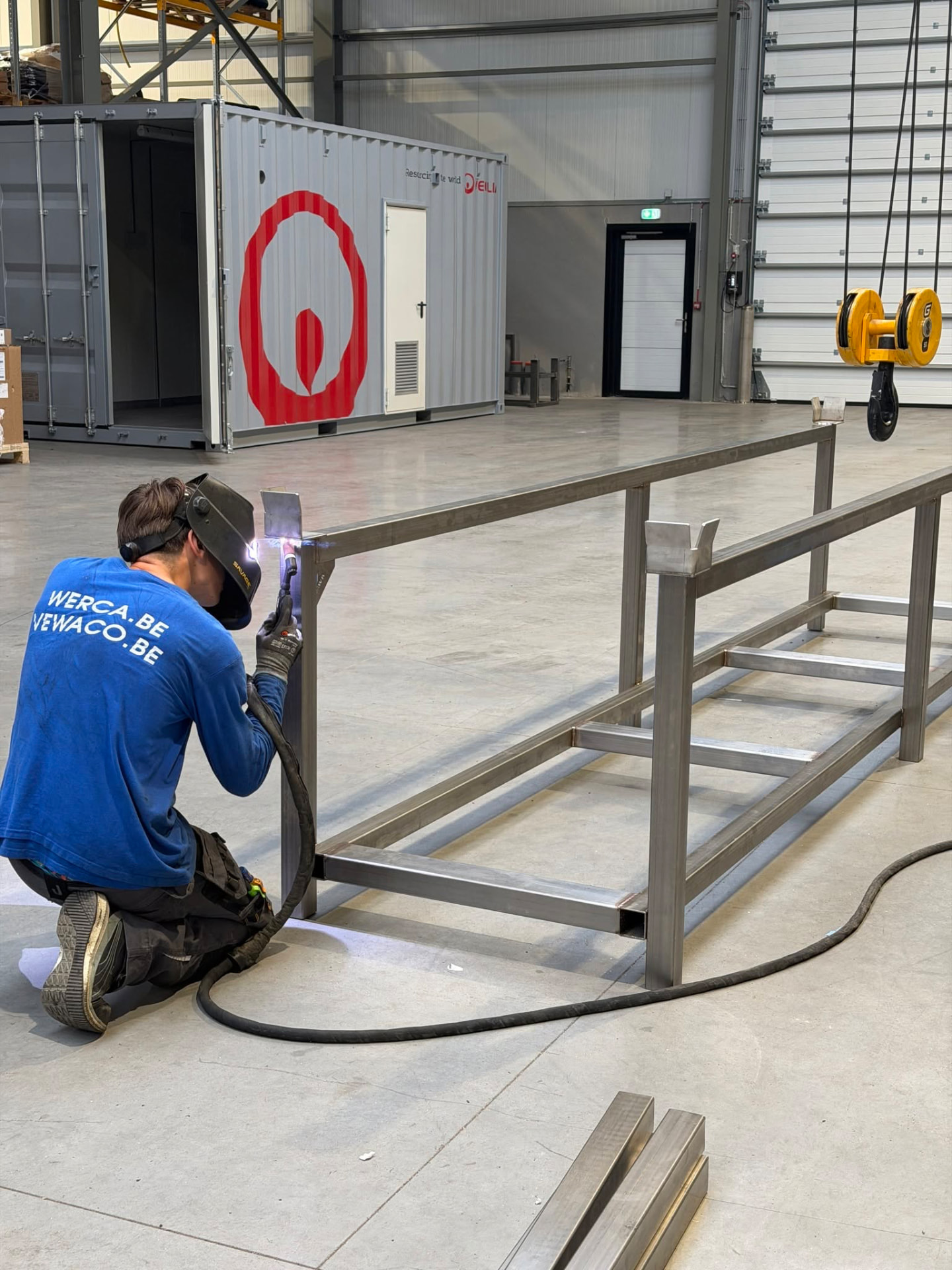 TIG-lassen van RVS piping in de werkplaats