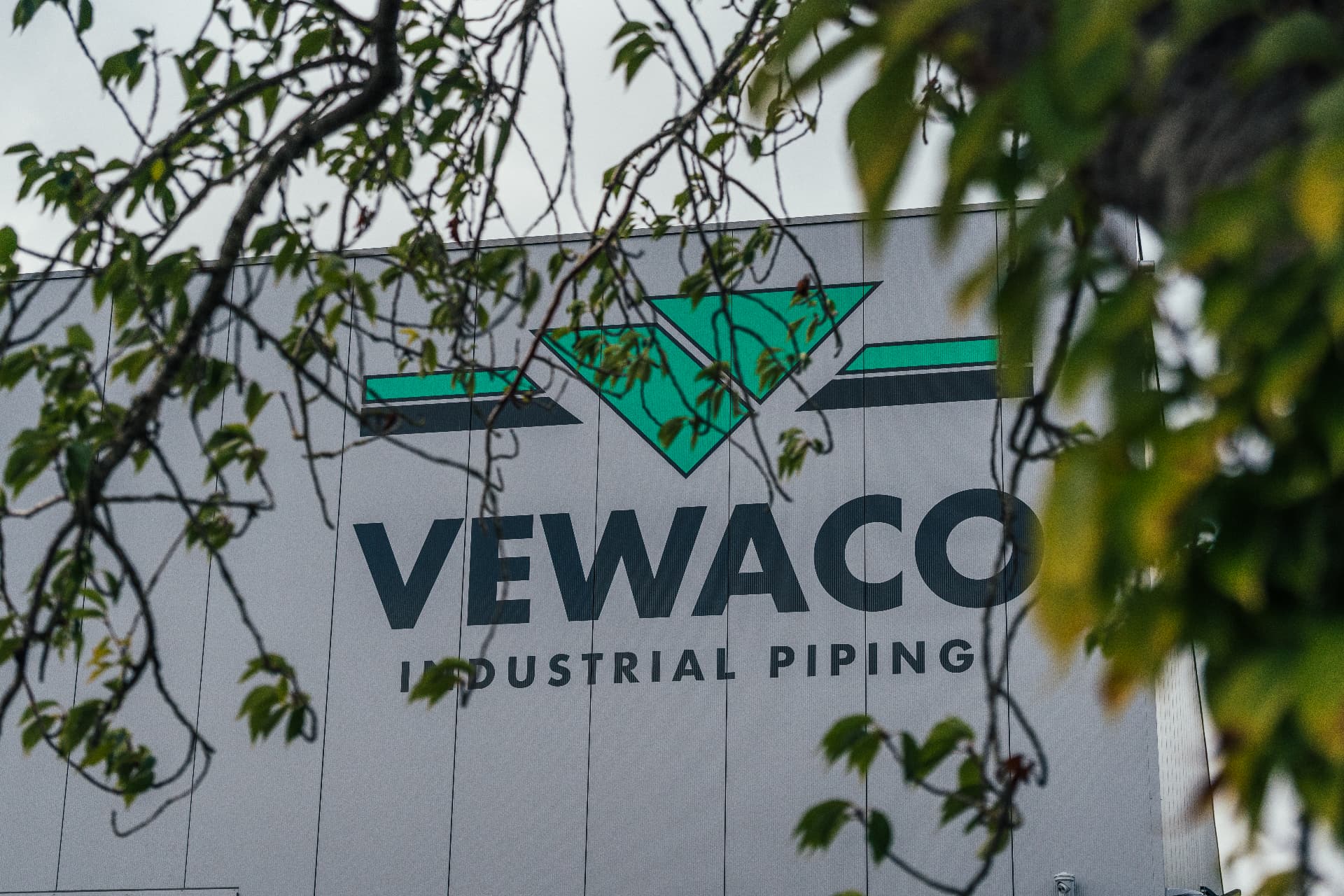 Vewaco industrial piping gevel in Gistel