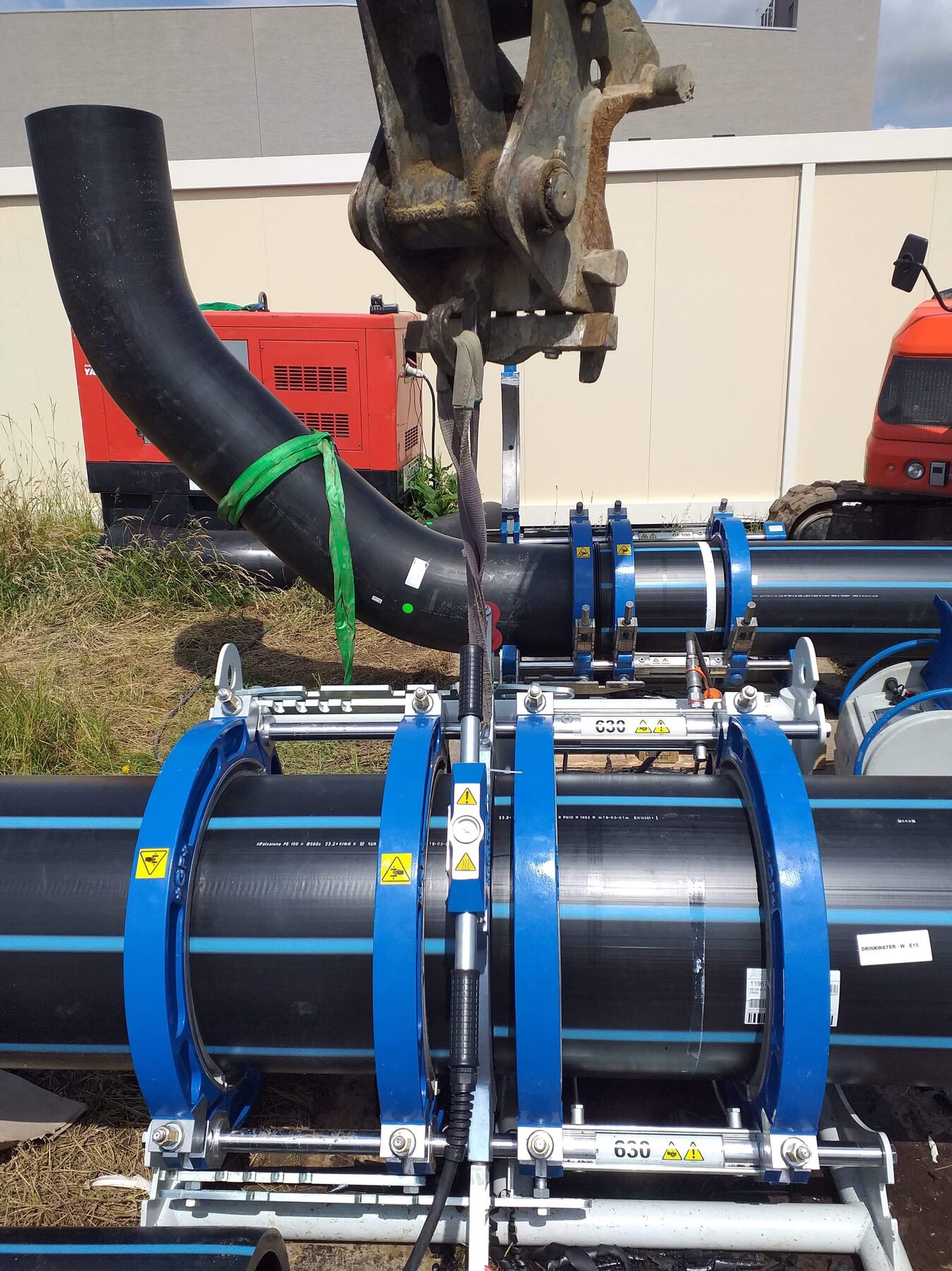 PE piping geplaatst of gelast door Vewaco